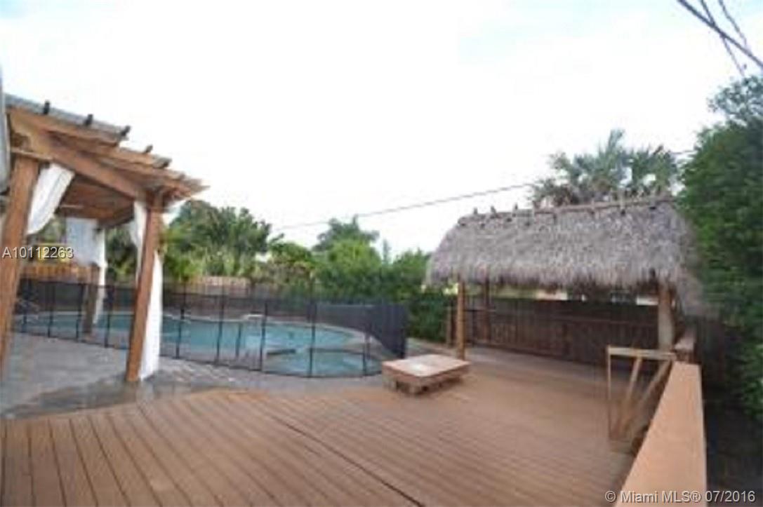 Babco Manors 39-15 B - Residential Lease