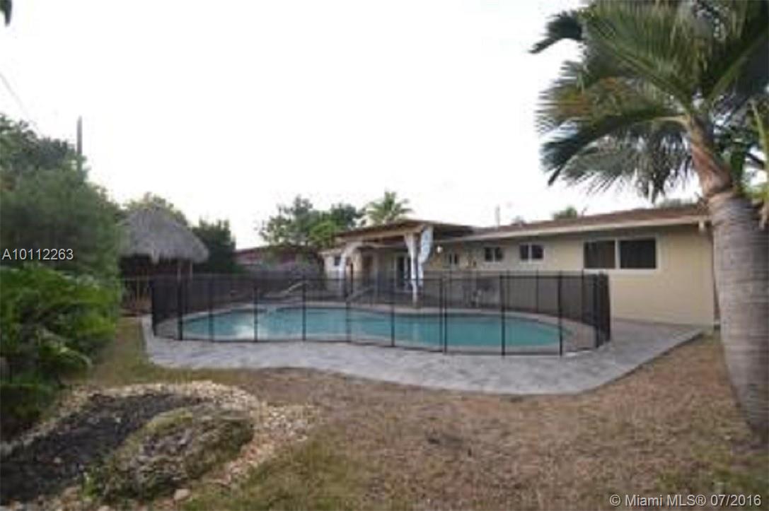 Babco Manors 39-15 B - Residential Lease