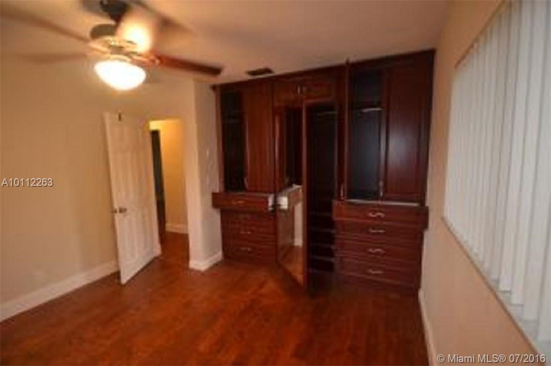 Babco Manors 39-15 B - Residential Lease