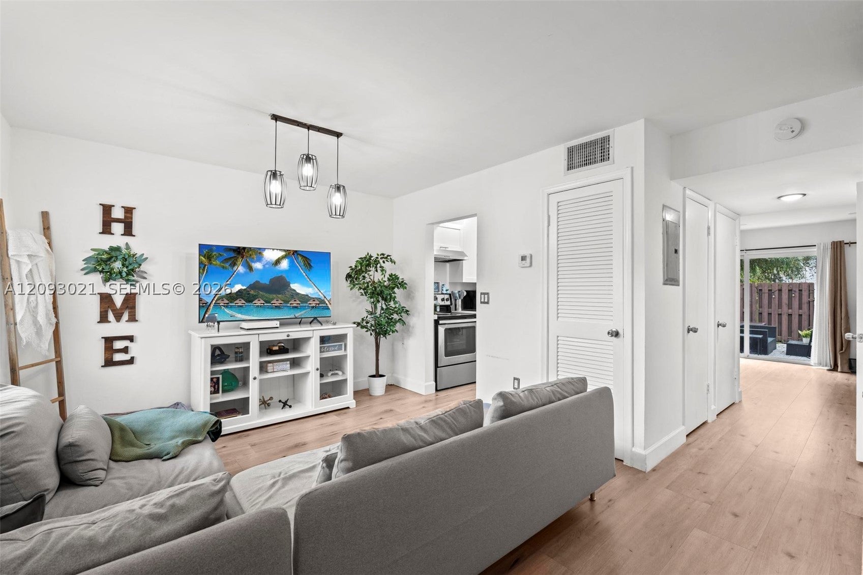 10729 La Placida Dr 3-4