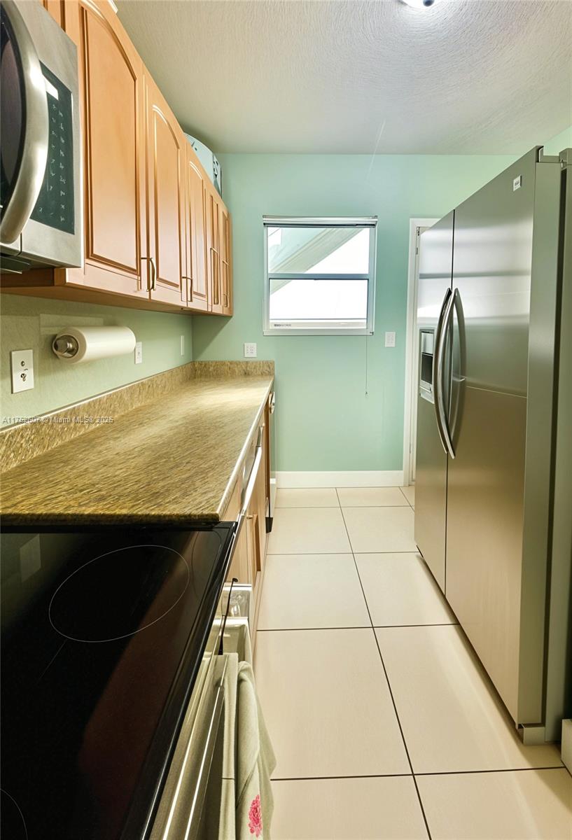 EVENING STAR CONDO - Residential