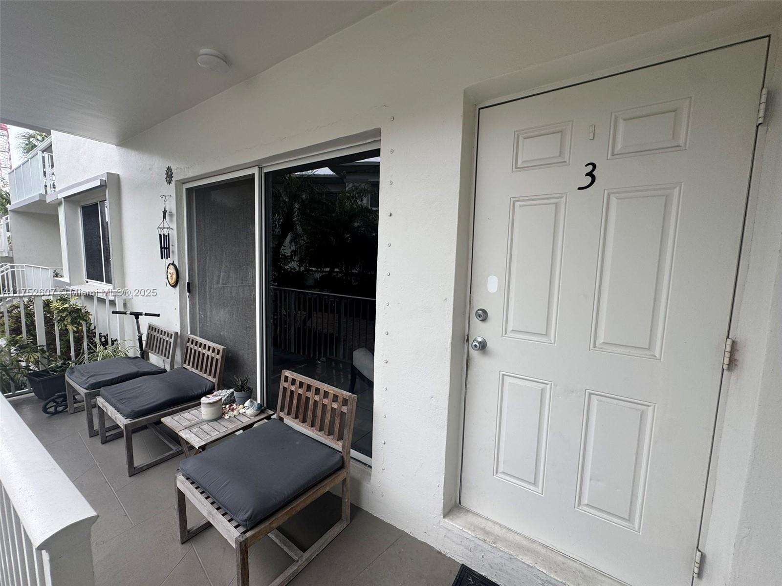 EVENING STAR CONDO - Residential