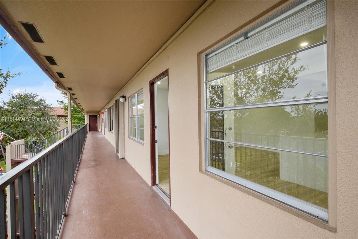 KINGSLEY AT CENTURY VILLA - Residential