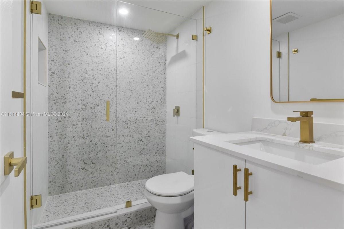 KINGSLEY AT CENTURY VILLA - Residential