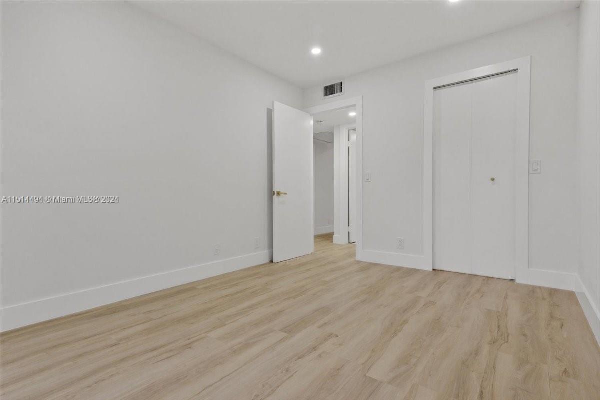KINGSLEY AT CENTURY VILLA - Residential
