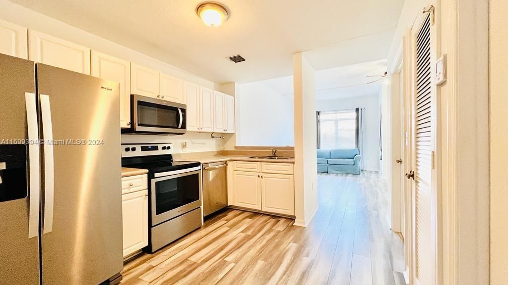 Photo of 1200 Town Center Dr #420, Jupiter, FL 33458 (MLS # A11699394)