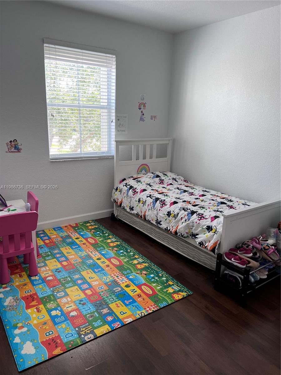 ISLANDS AT DORAL TOWNHOME - Residential Lease