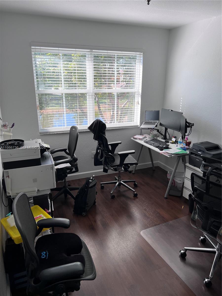 ISLANDS AT DORAL TOWNHOME - Residential Lease