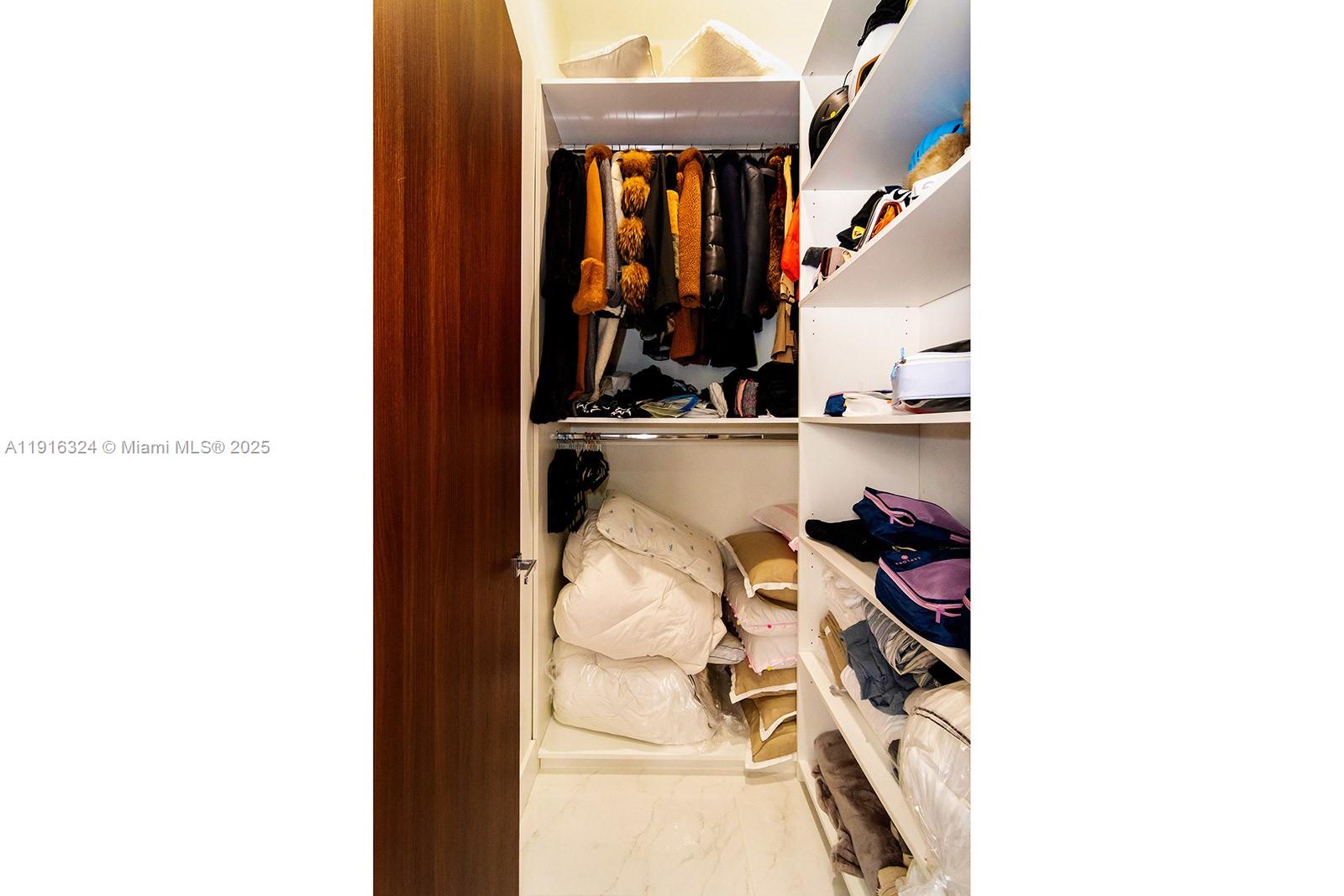 JACARANDA AREA 983 - Residential