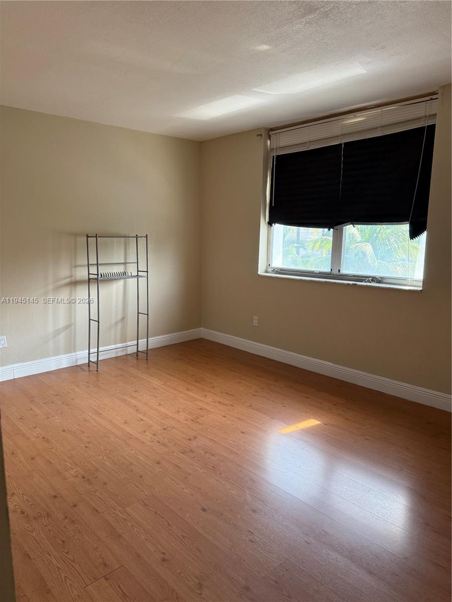 SANDPIPER CONDO - Residential