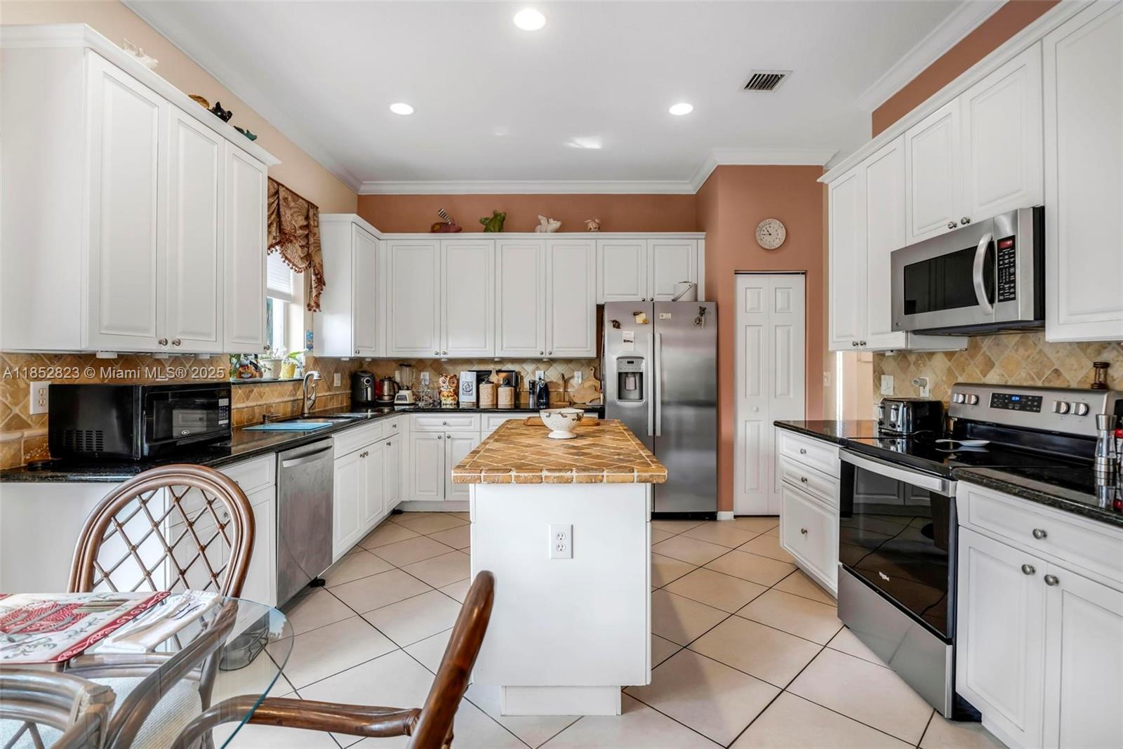 6529 Jog Estates Ln