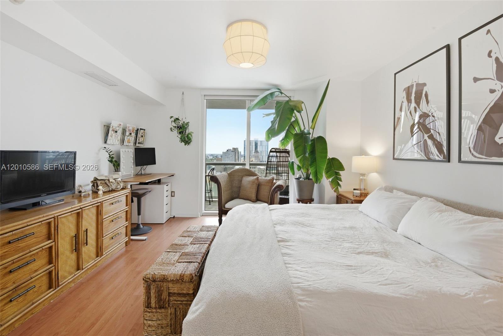 50 BISCAYNE CONDO - Residential