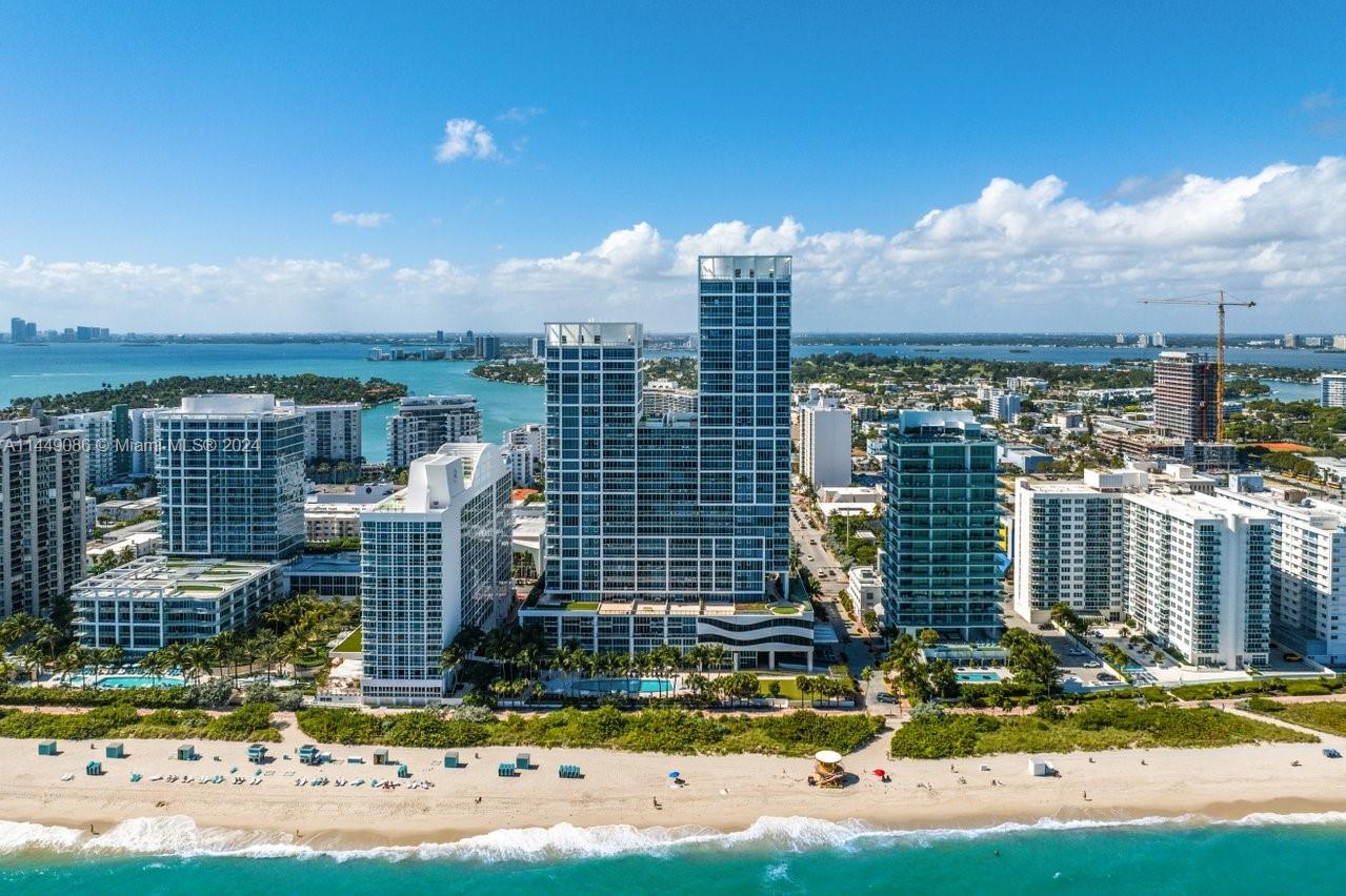 NORTH CARILLON BEACH COND - Residential