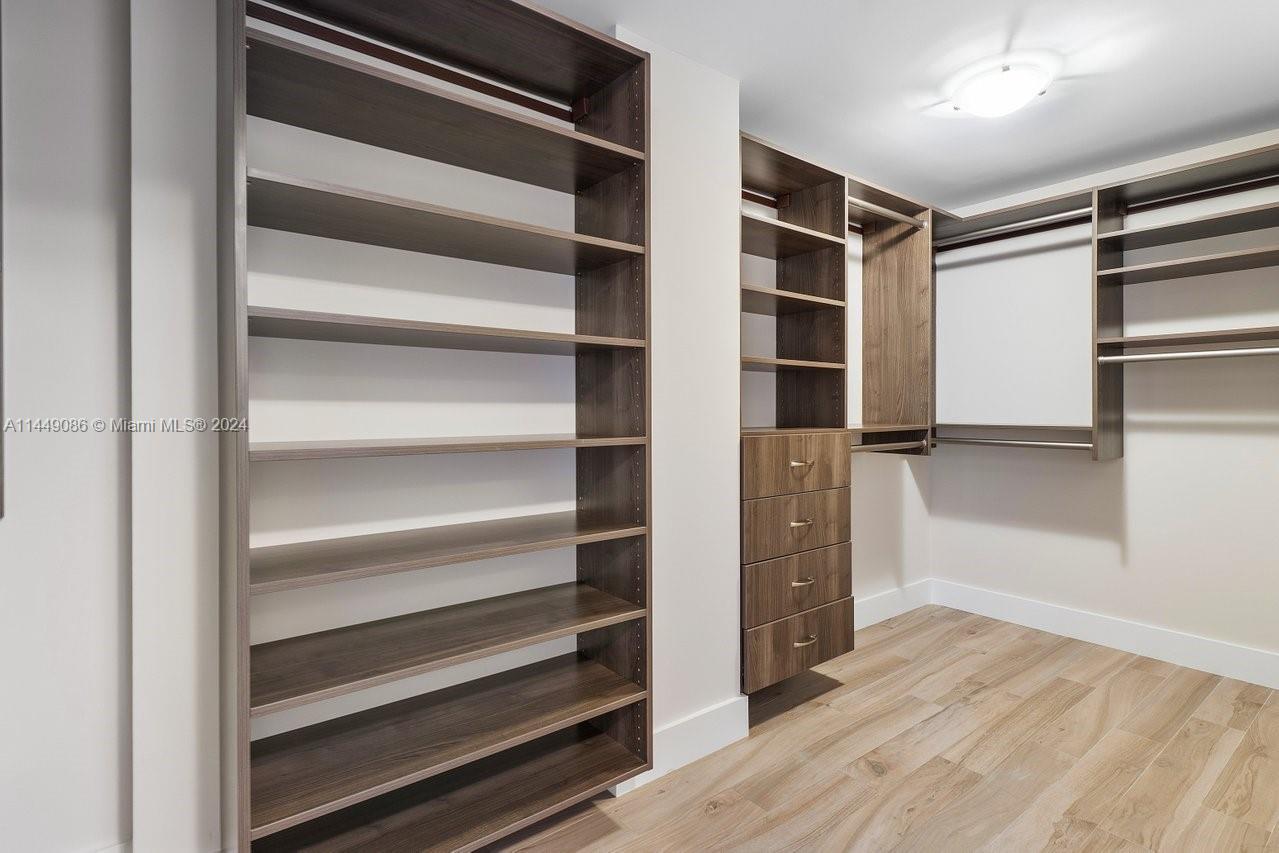 NORTH CARILLON BEACH COND - Residential