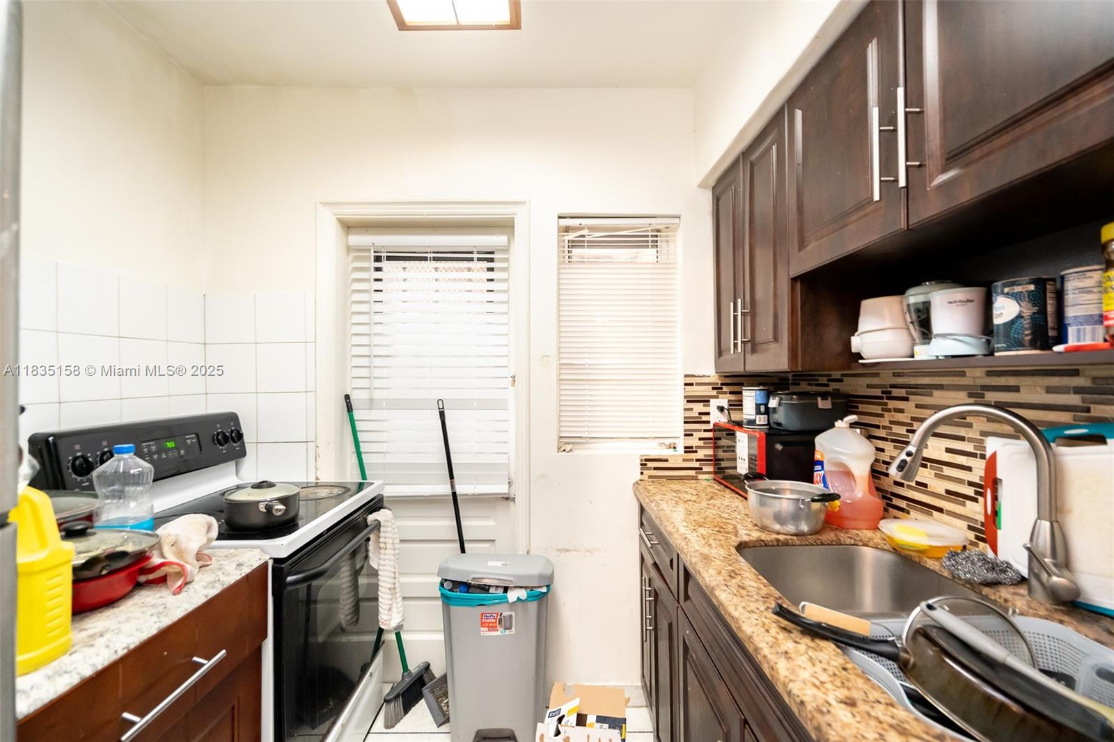 DEL RIO PARK - Residential Income