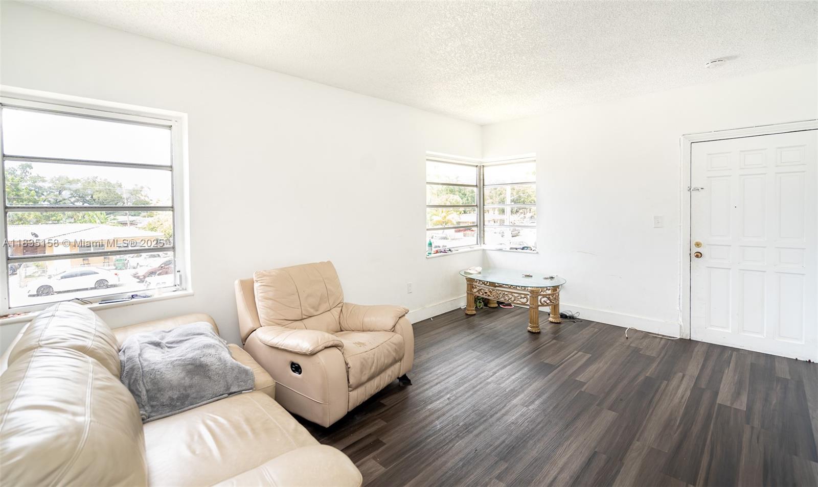 DEL RIO PARK - Residential Income