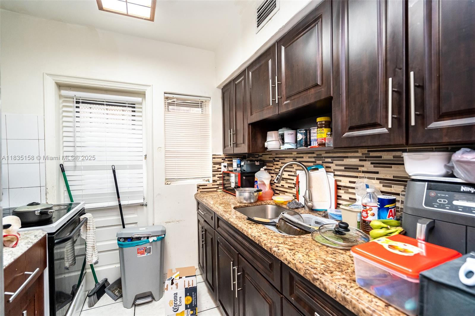 DEL RIO PARK - Residential Income