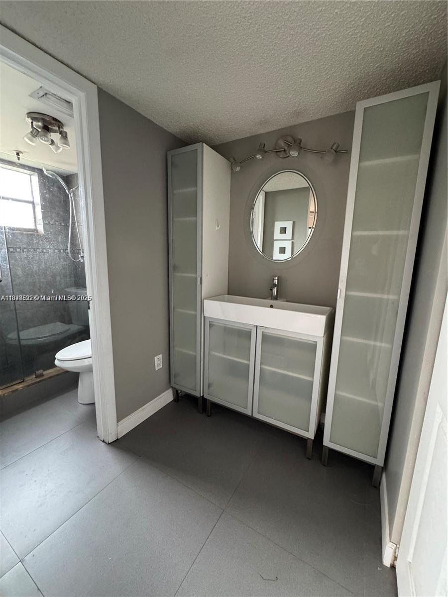 PIERPOINTE EAST CONDO ONE - Residential Lease