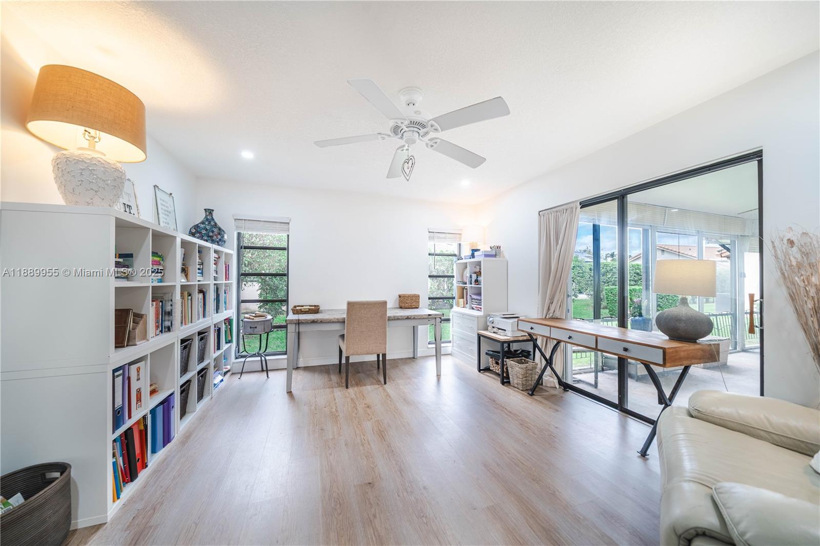 CLOVERFIELD - Residential