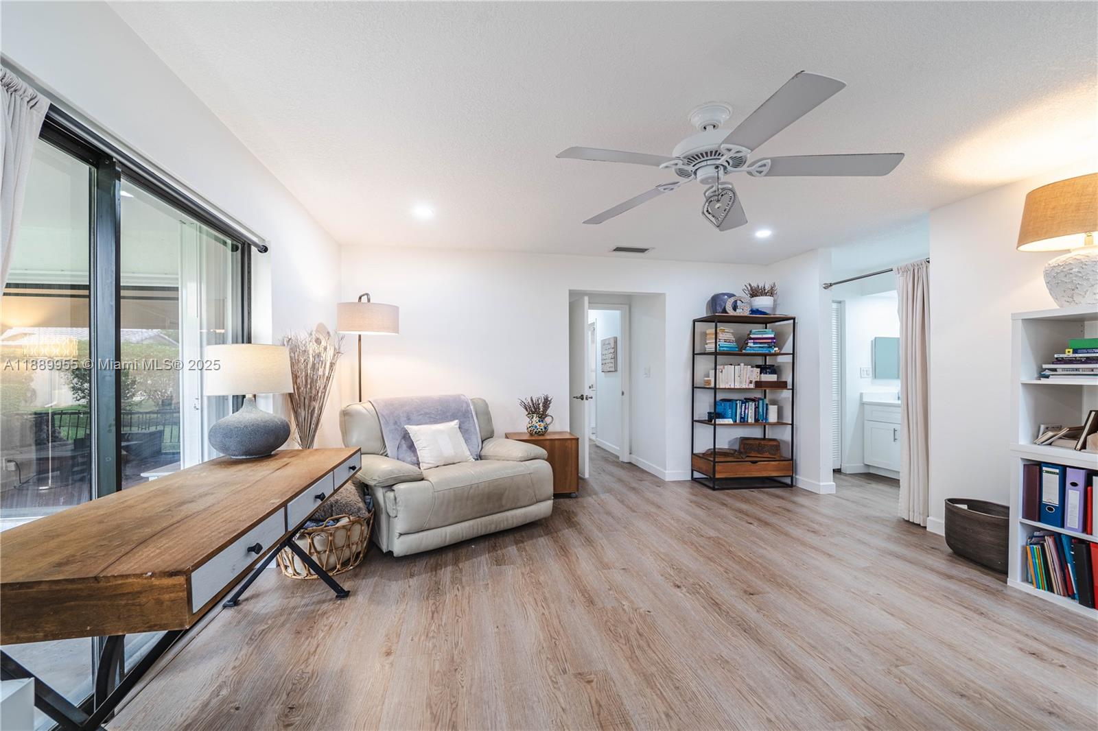 CLOVERFIELD - Residential