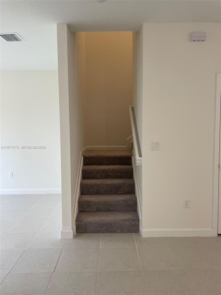 PINE ISLE - Residential