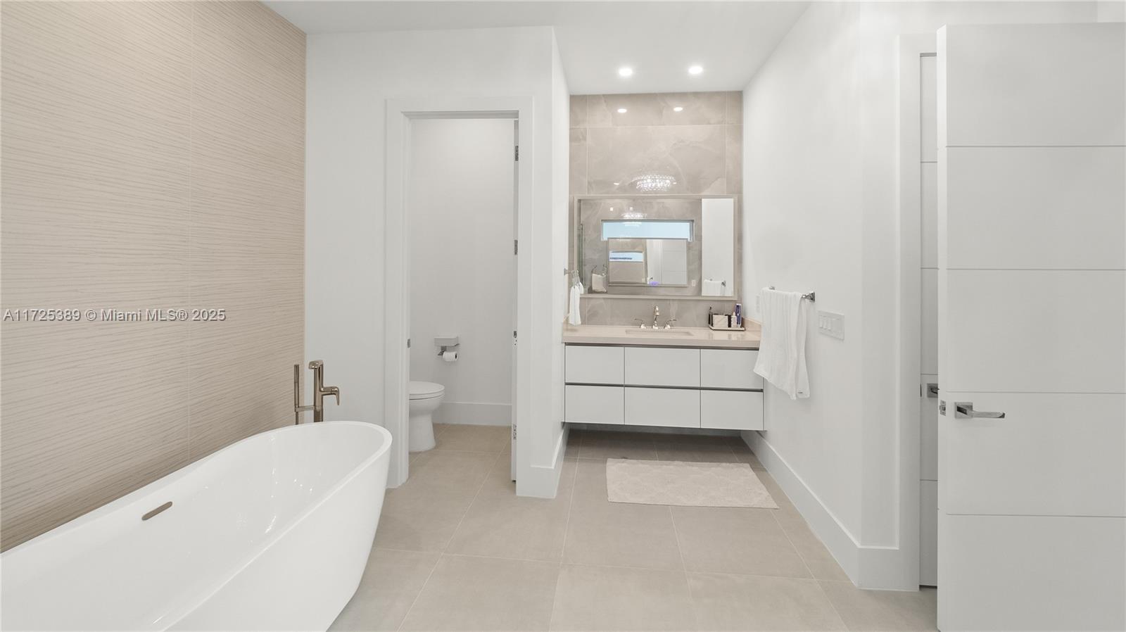 LANDINGS SECOND SEC - Residential