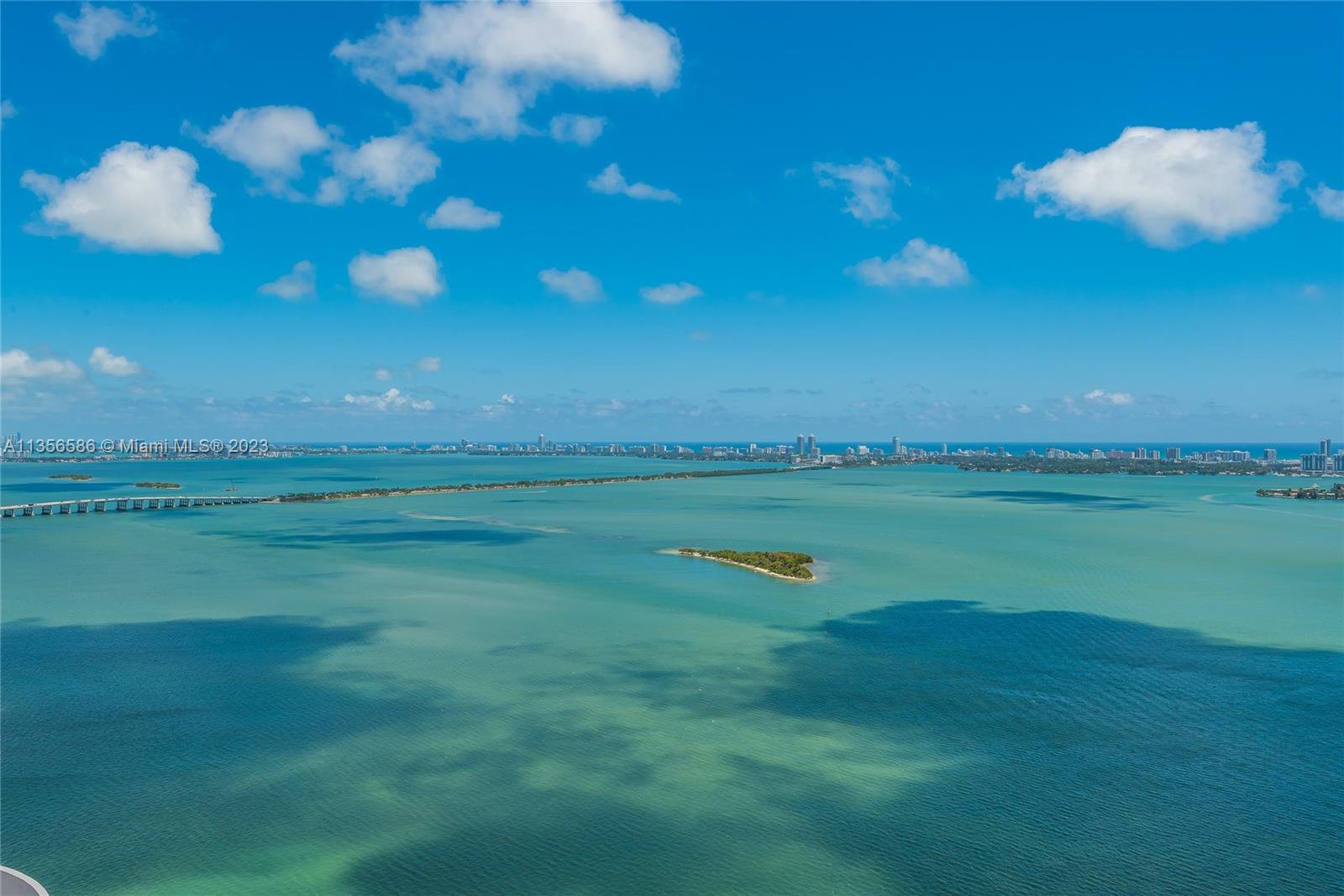 ARIA ON THE BAY CONDO - Residential