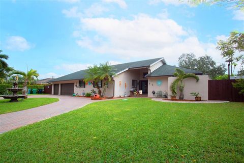 27525 SW 167th Ct, Unincorporated Dade County, FL 33031 - #: A11513945
