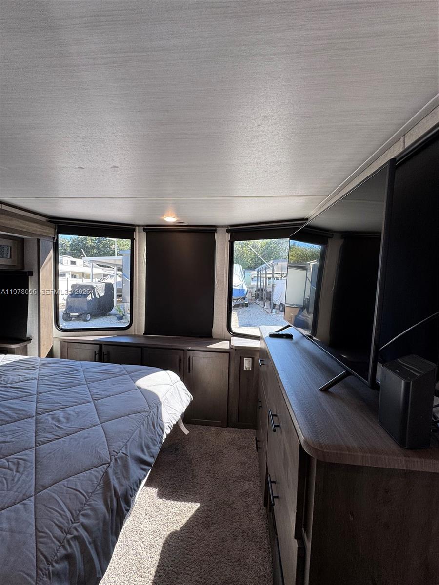 CALUSA CAMPGROUND - Residential