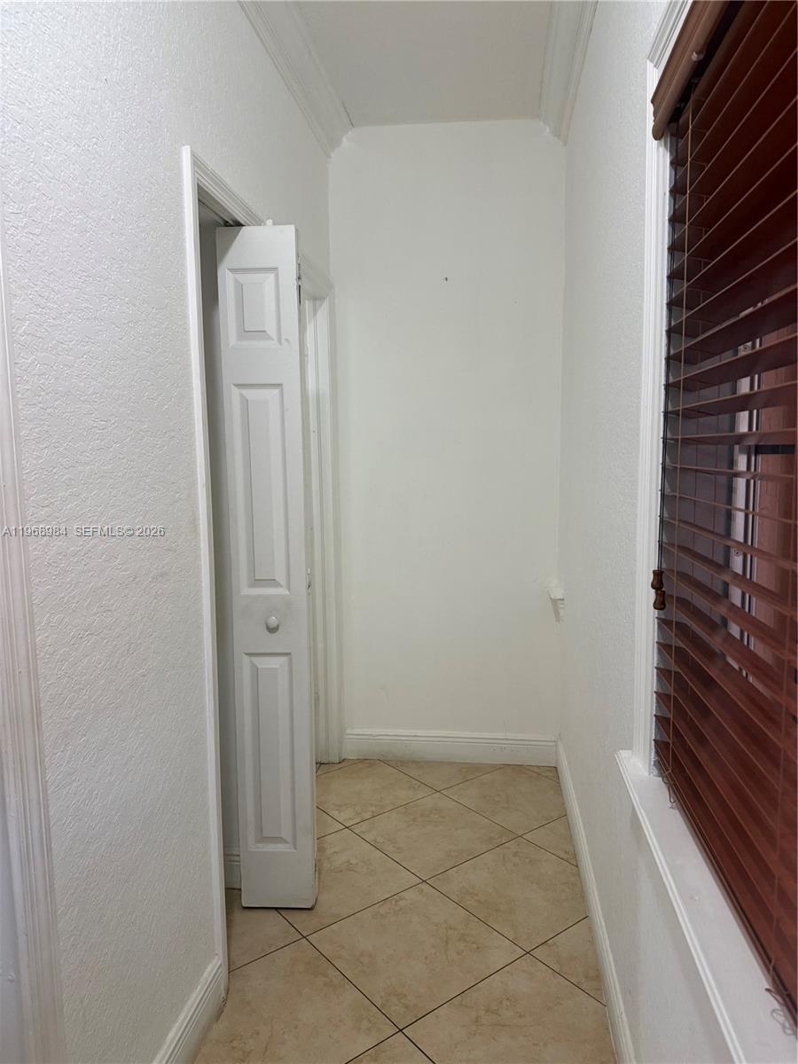 SILVER PALM HOMES - Residential Lease