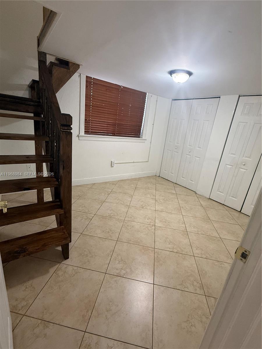 SILVER PALM HOMES - Residential Lease