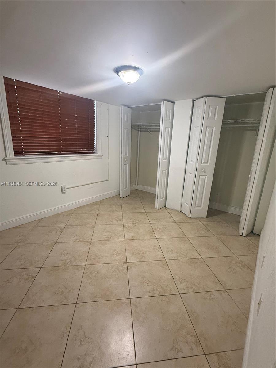 SILVER PALM HOMES - Residential Lease