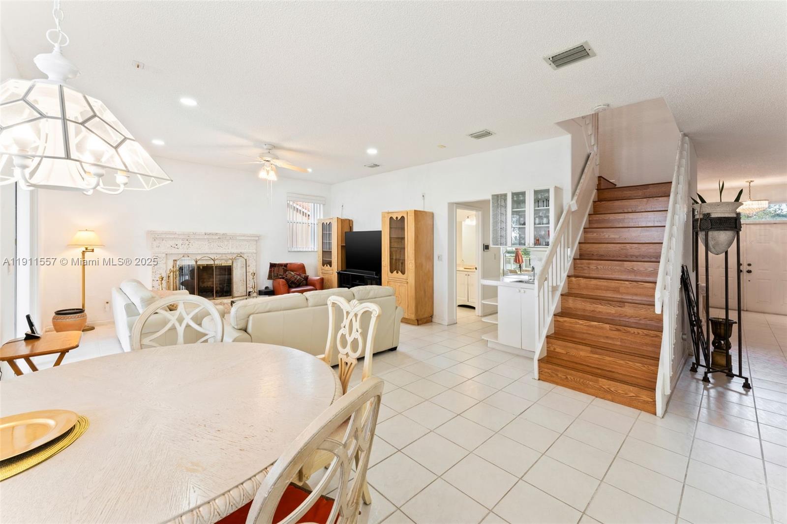 SILVER LAKES AT PEMBROKE - Residential