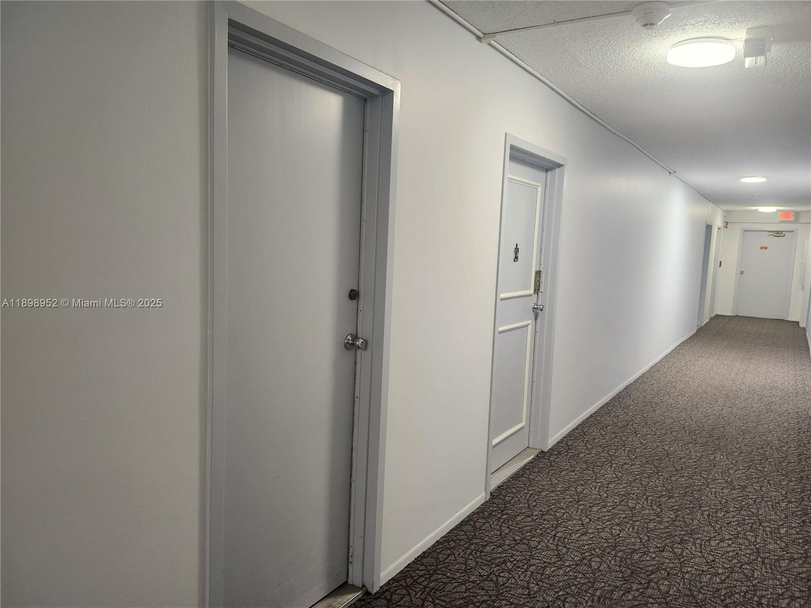 THREE HORIZONS SOUTH COND - Residential Lease