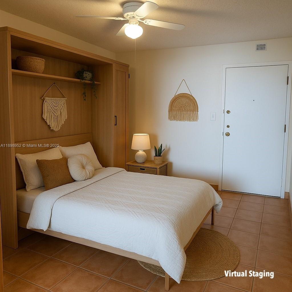 THREE HORIZONS SOUTH COND - Residential Lease