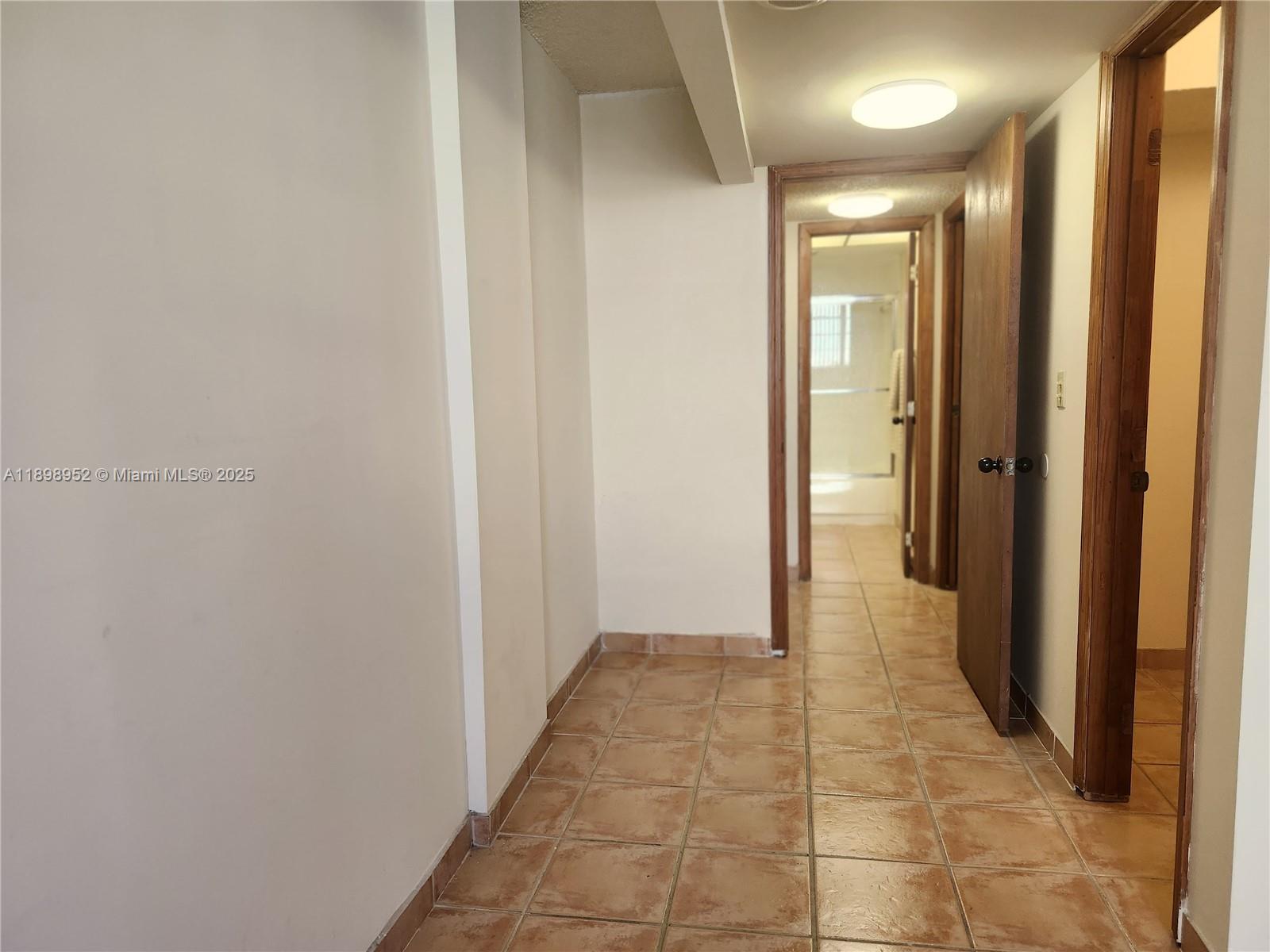 THREE HORIZONS SOUTH COND - Residential Lease