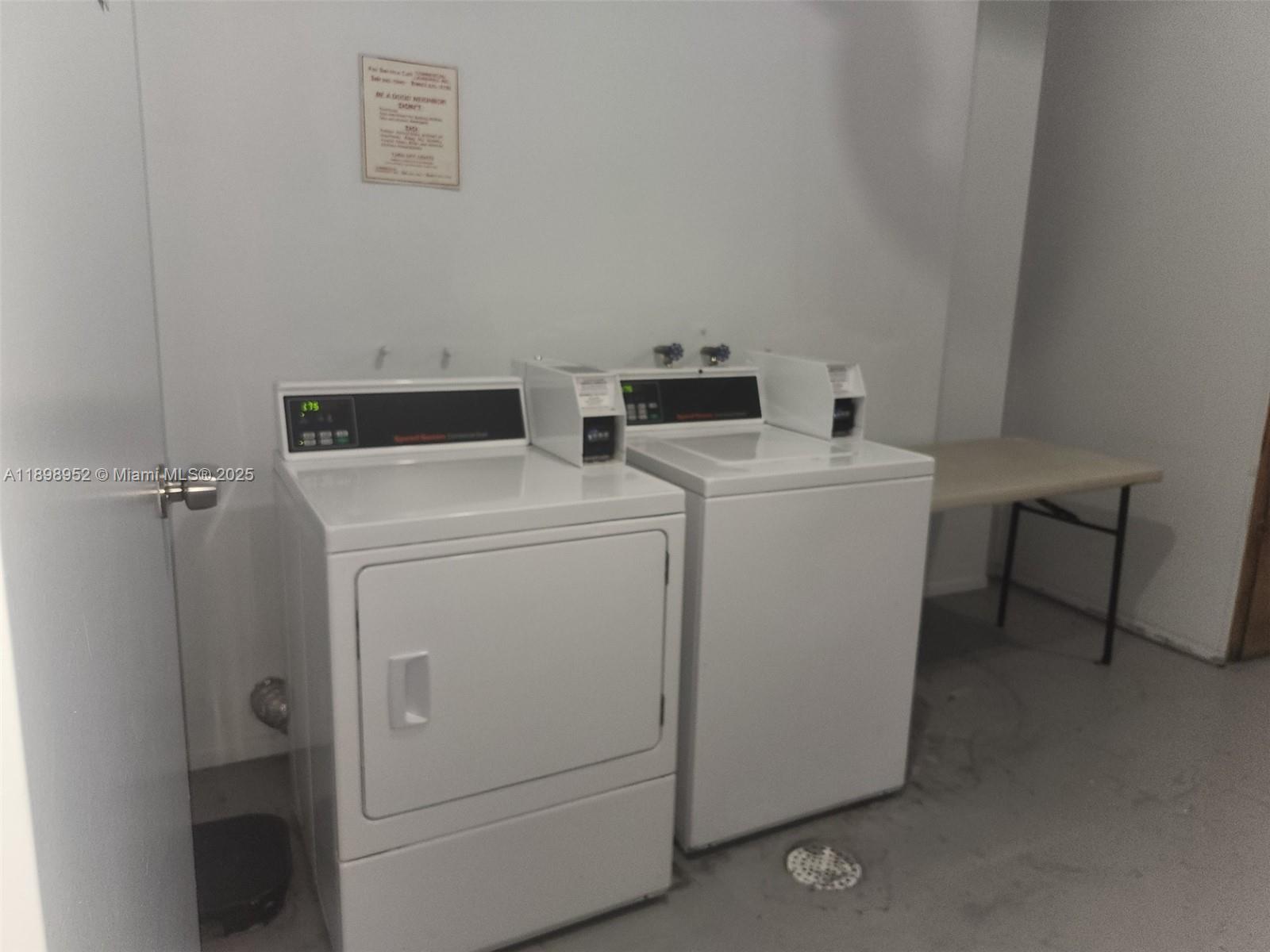 THREE HORIZONS SOUTH COND - Residential Lease