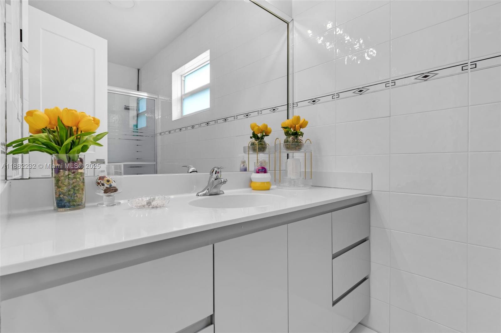 CARAVEL COUNTRY - Residential