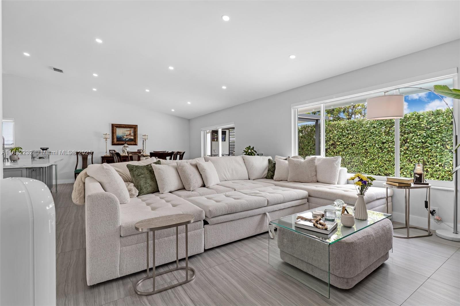 CARAVEL COUNTRY - Residential