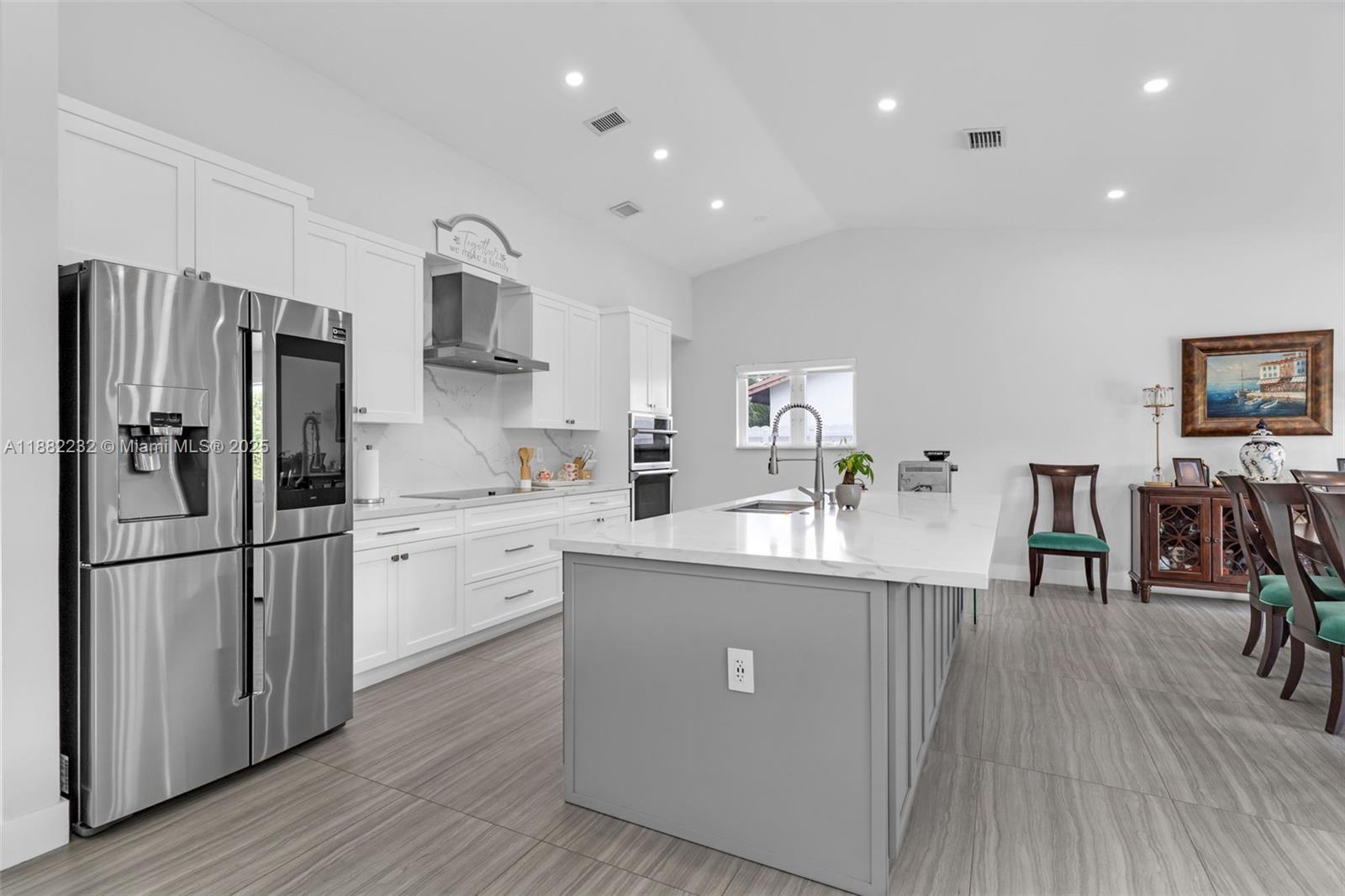 CARAVEL COUNTRY - Residential