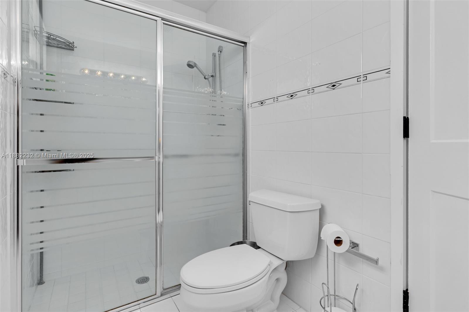 CARAVEL COUNTRY - Residential