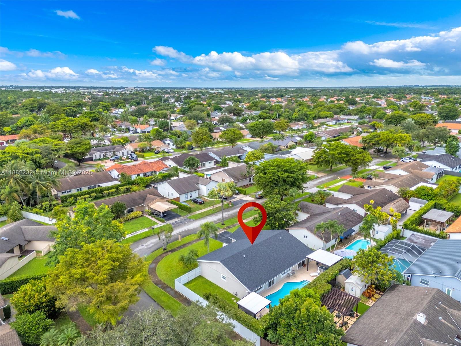 CARAVEL COUNTRY - Residential