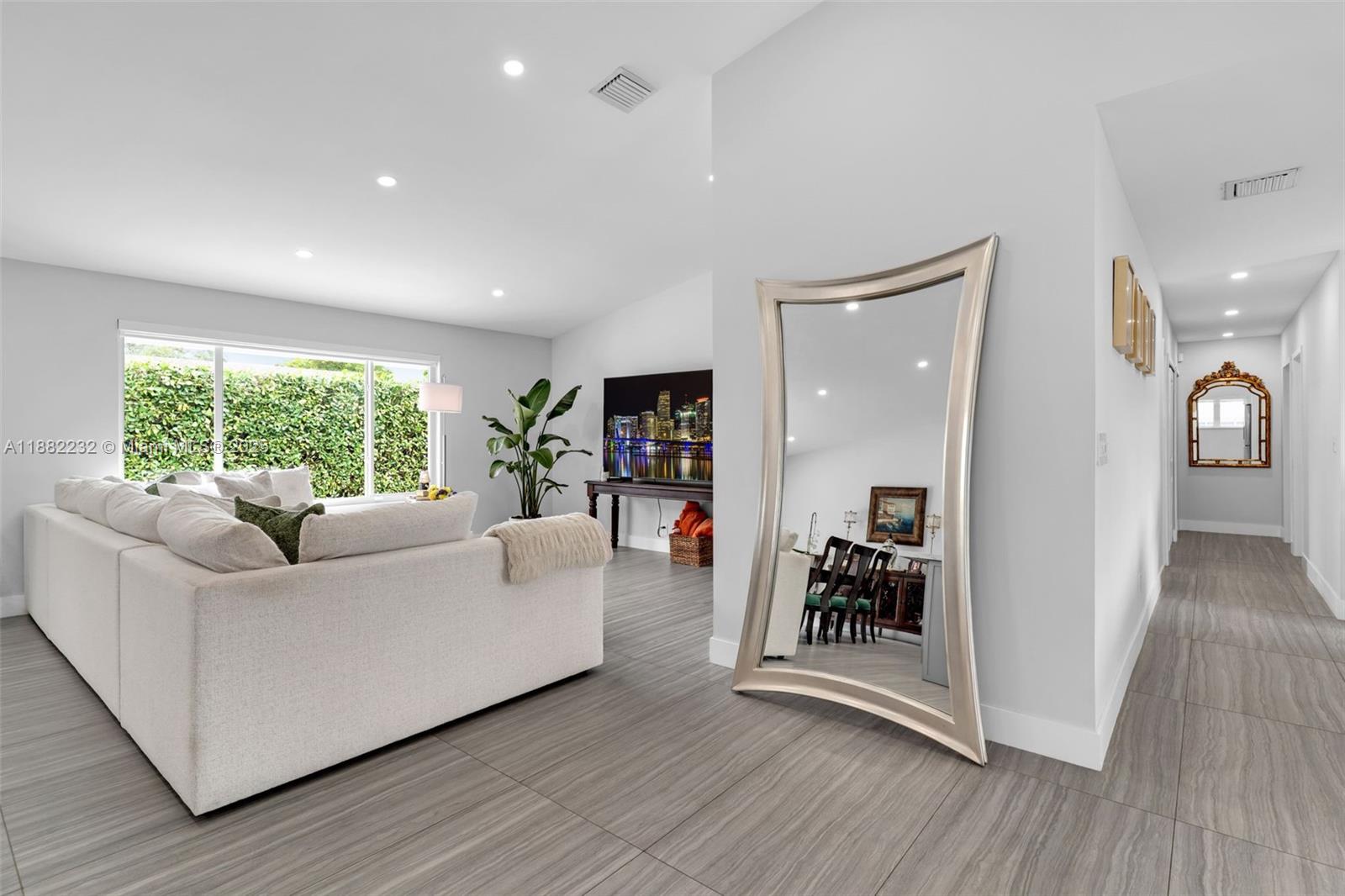 CARAVEL COUNTRY - Residential