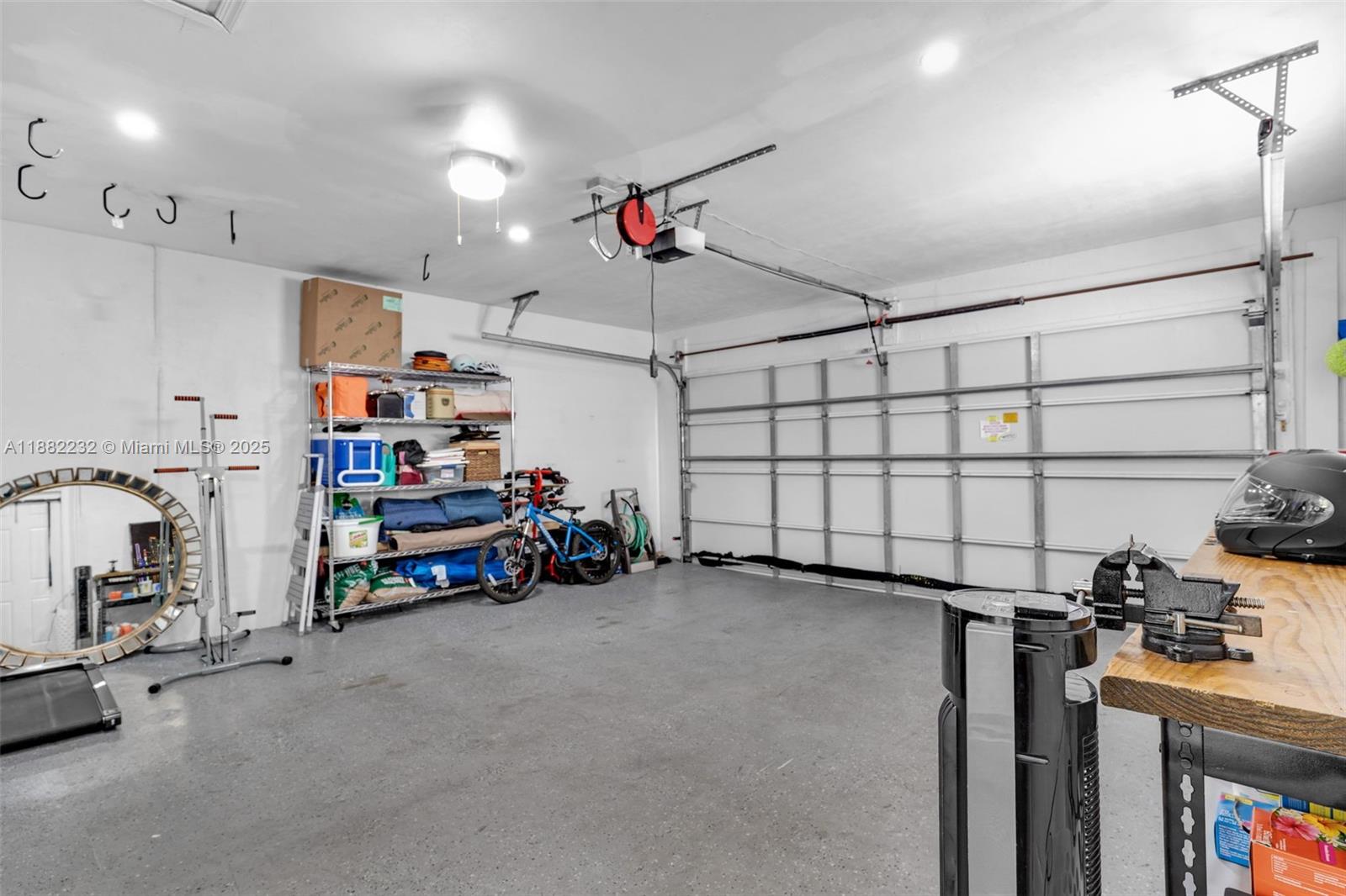 CARAVEL COUNTRY - Residential