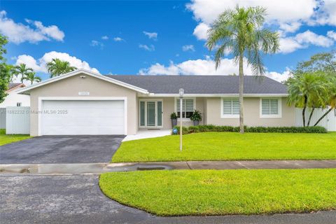 13925 SW 107th Ter Miami FL 33186