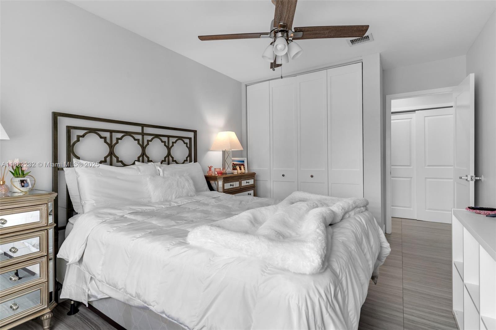 CARAVEL COUNTRY - Residential