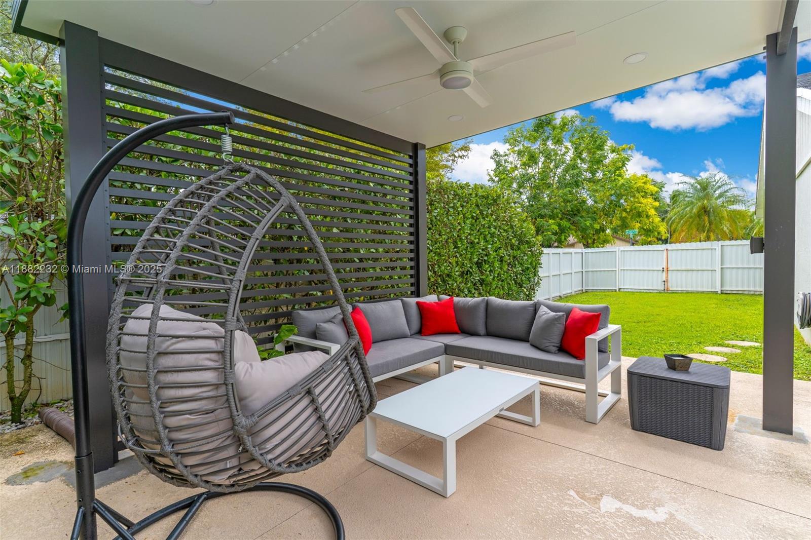 CARAVEL COUNTRY - Residential