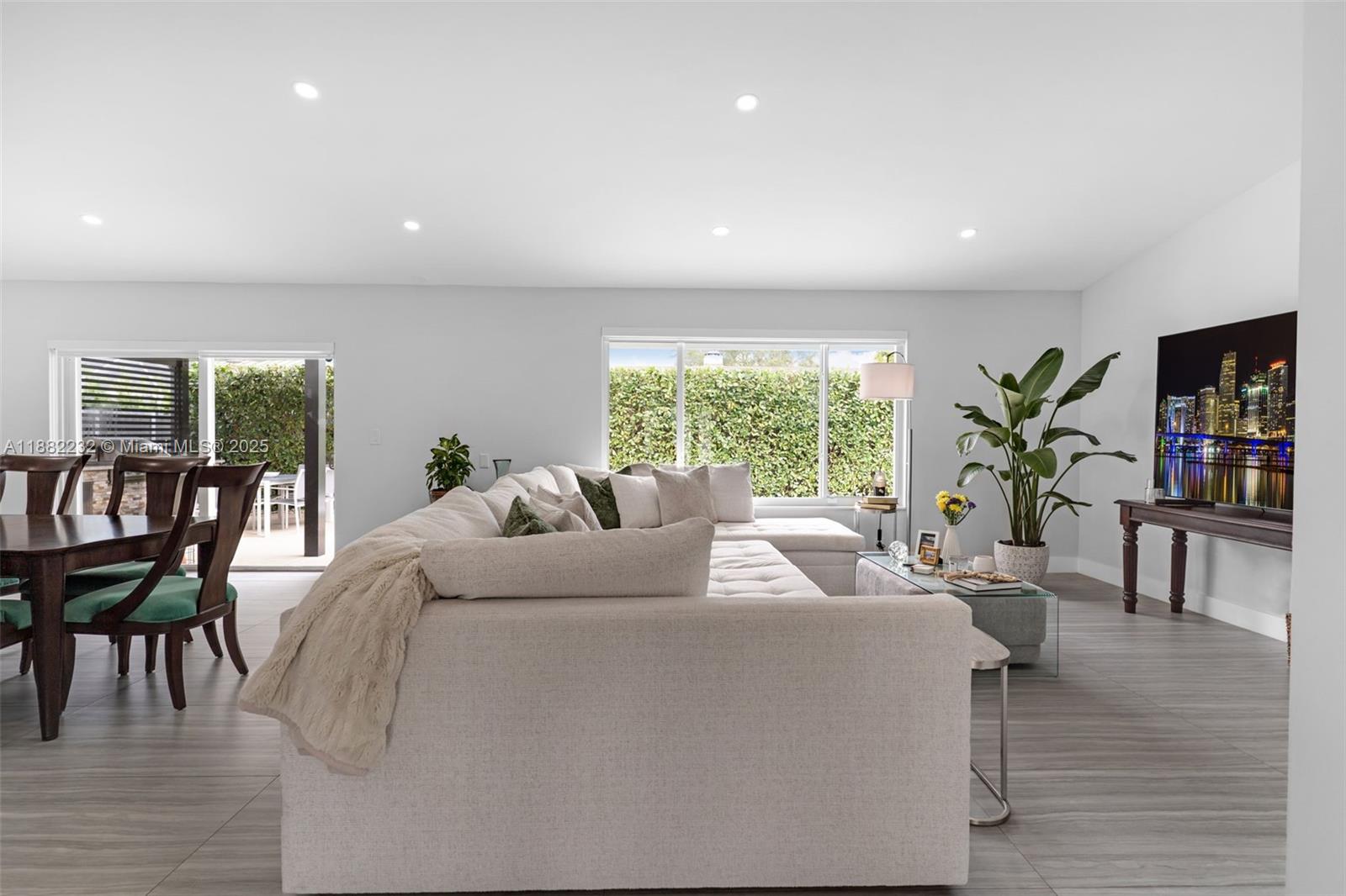 CARAVEL COUNTRY - Residential