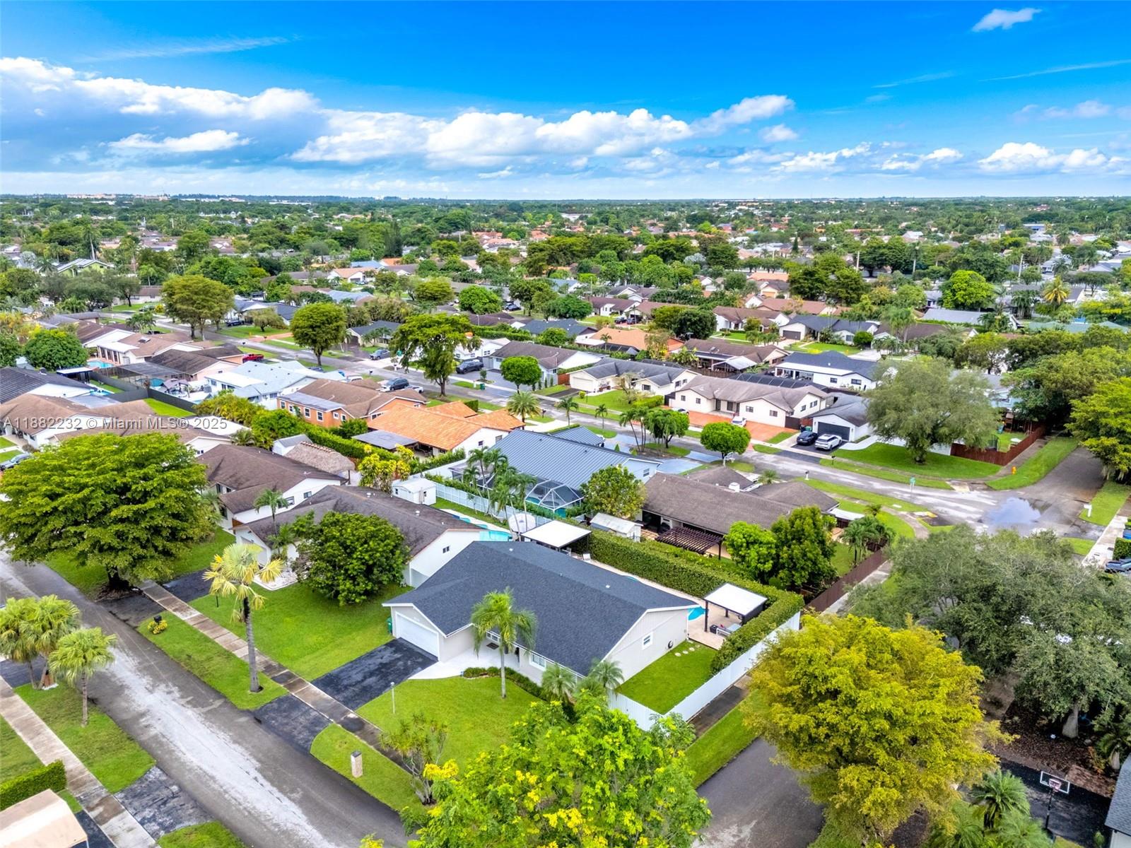 CARAVEL COUNTRY - Residential