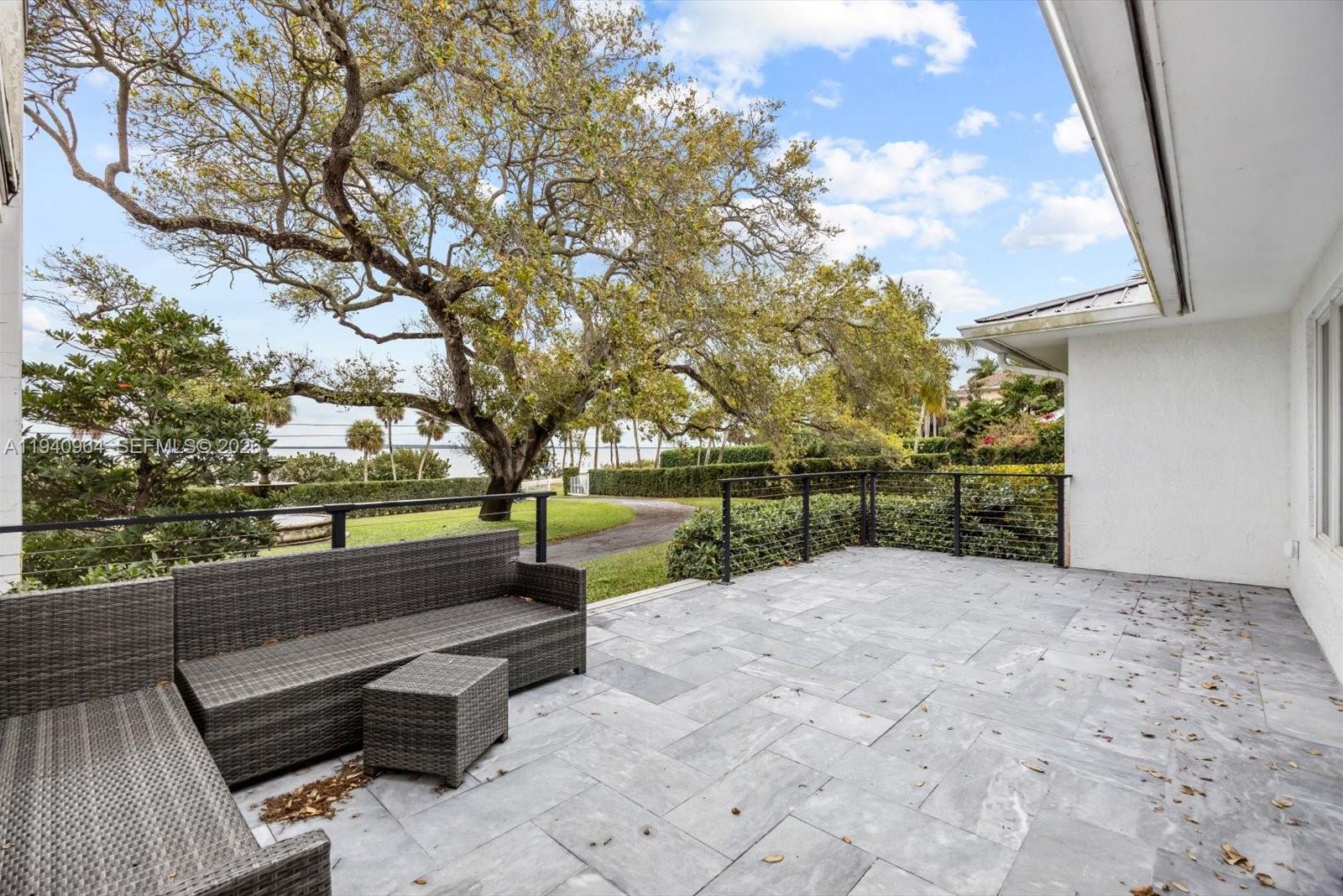 METES AND BOUNDS - Residential